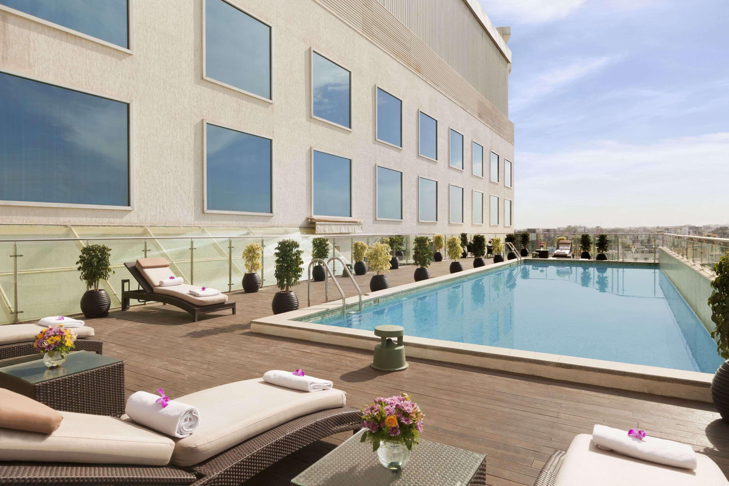 Howard Johnson By Wyndham, Hebbal, Bengaluru Exterior foto